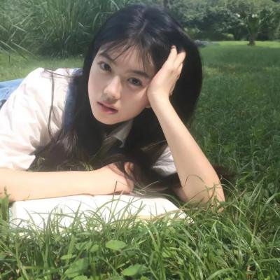 游艇藏春